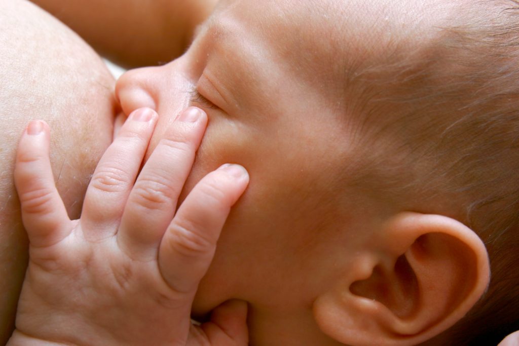 Logopeda neonatal y asesoria de lactancia